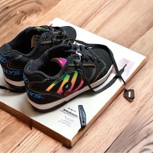 Black and multicolor Heelys size 5y